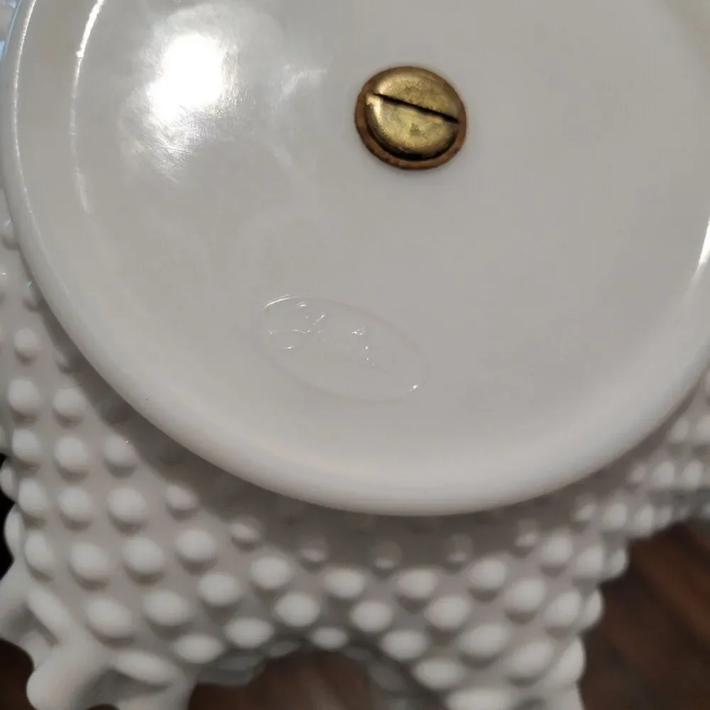 Fenton vtg hobnail